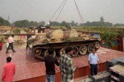 Army tank: यूपी के इस जिले में स्थापित हुआ सेना का टैंक, जानिए इसकी विशेषता - image