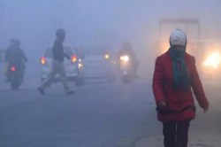 UP Weather: सावधान! यूपी में अगले तीन दिनों तक इन जिलों में भीषण कोहरे का अलर्ट,
कड़ाके की ठंड के लिए हो जाए तैयार - image