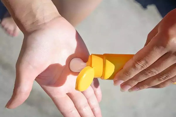 Winter Hand Care Tips