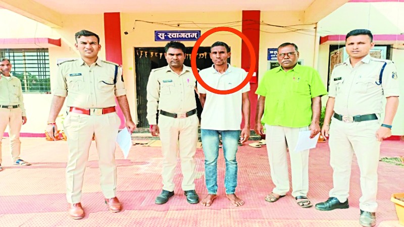 ग्राम हर्राठेमा में अपनी पत्नी अश्वनी गावड़े की चरित्र शंका के चलते डंडे से पीट-पीट कर हत्या करने वाले पति डामन गावड़े को पुलिस ने गिरफ्तार कर लिया है।