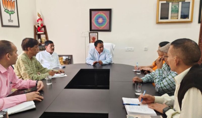 Education Minister has given instructions to make attendance mandatory for 90 days in the semester