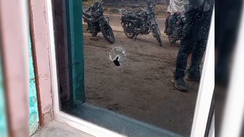 Firing at chicken shop in Amroha