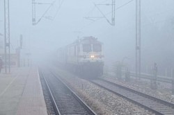 Train News: राजस्थान में ट्रेनों की रफ्तार पर नहीं पड़ेगा कोहरे का असर, रेलवे ने
अपनाई यह तकनीक - image