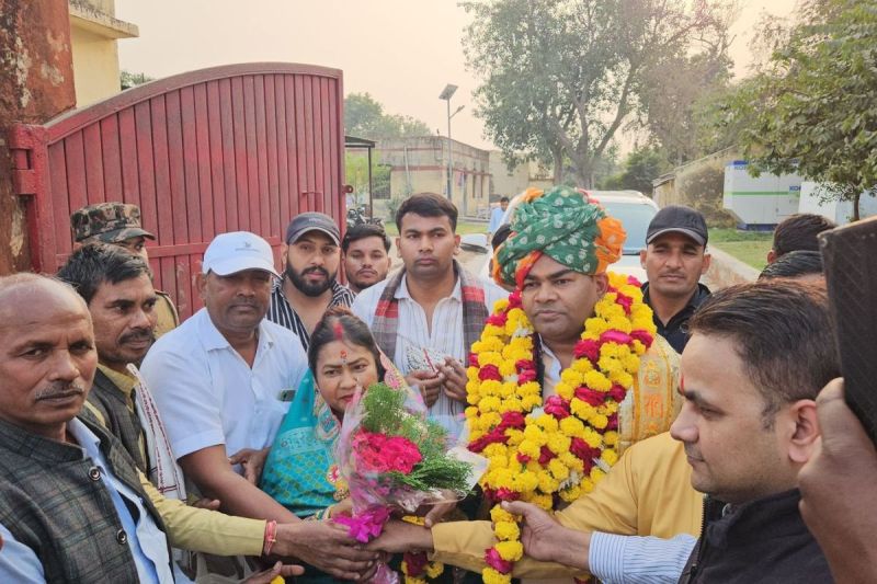 Former MLA BL Kushwaha, serving life sentence in Naresh Kushwaha murder case, released from jail after 8 years