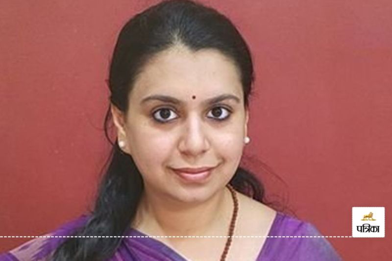 IAS Divya Mittal Success Story