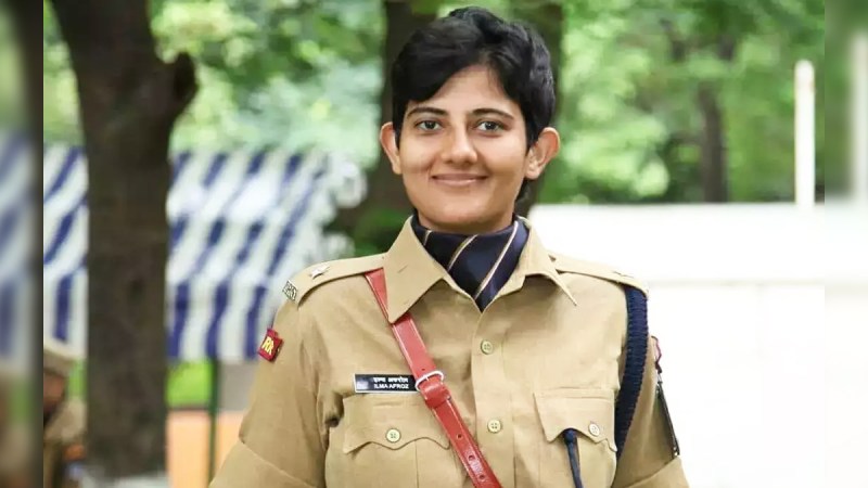 IPS Ilma Afroz becomes new issue in Kundarki UP by election