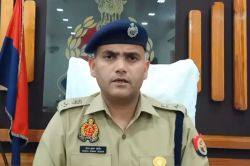 एसपी का ताबड़तोड़ एक्‍शन, पहले नौ पुलिसकर्मी सस्पेंड, अब पुलिसलाइन में रोज होगी
परेड - image