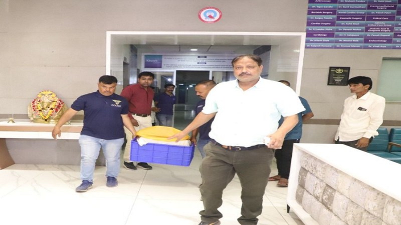 Khyati hospital cheking