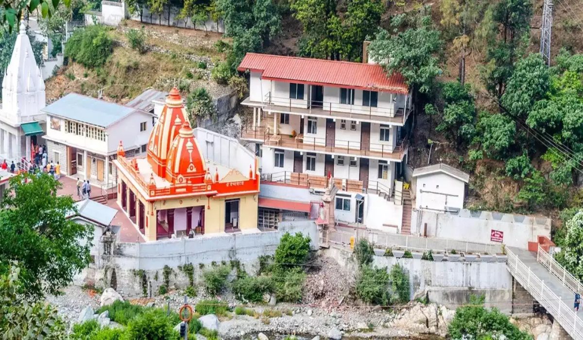 Land worth crores of UP military officer has been confiscated in Kaichi Dham of Nib Karauli Maharaj