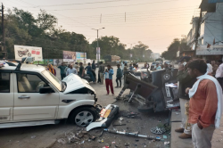 Accident: अभी-अभी एमपी में भीषण हादसा, SDM की गाड़ी ने मारी टक्कर, 2 की मौत 5
घायल - image