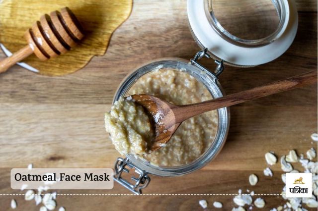 Natural homemade winter face pack