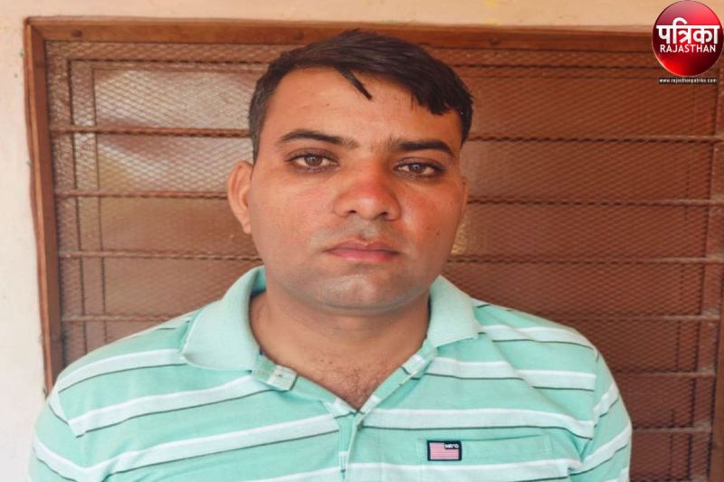 पाली में 10 हजार की रिश्वत लेते कांस्टेबल रंगे हाथों गिरफ्तार