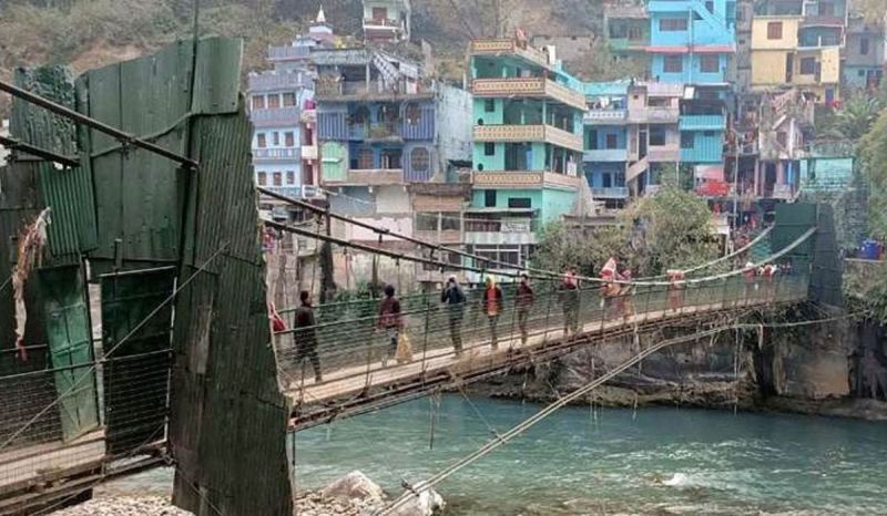 Stones pelted in India from Nepal