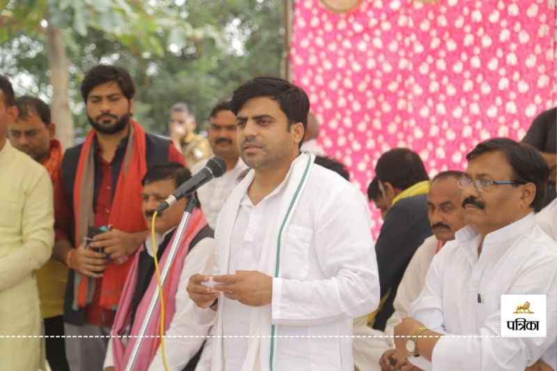 Tej Pratap Singh Yadav in UP by election 2024