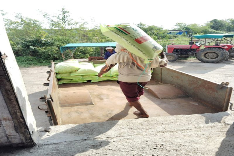 There was a demand for 2900 tons of fertilizer, only 1000 tons arrived, sowing was more than 70 percent.