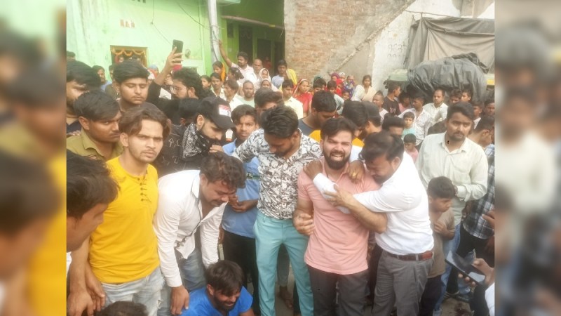 Youth dies in road accident in Sambhal