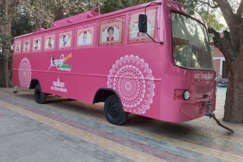 bikaner-pink-bus-service