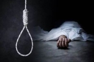 Bhilai Suicide Case: स्टेशन मास्टर ने घर में की आत्महत्या, इस हाल में मिली लाश, परिजनों में छाया मातम