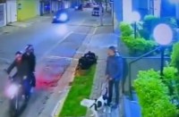 Pet dog saves owner from robbers