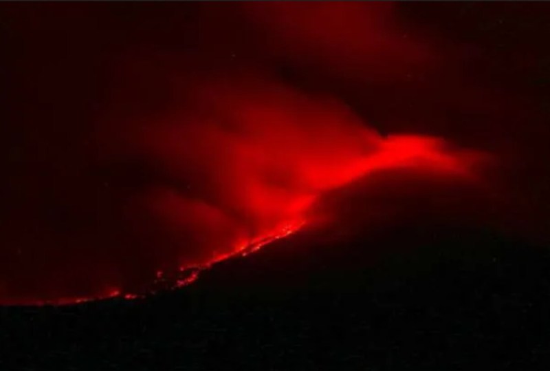 Volcano erupts in Indonesia