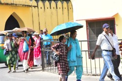 Rajasthan Weather: पारे में गिरावट पर भी सर्दी की धीमी दस्तक, जानें कौन बन रहा
राह का रोड़ा, कब सर्दी पकड़ेगी रफ्तार - image