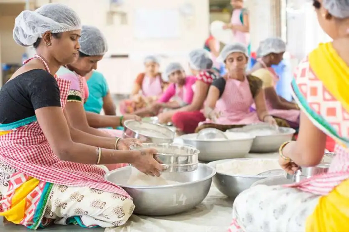 दूर हों महिला-नेतृत्व वाले सूक्ष्म उद्यमों की वित्तीय बाधाएं