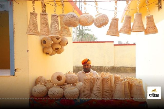 स्थानीय हस्तशिल्प बाजार