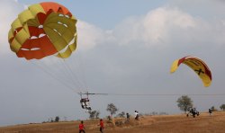 पातालकोट की वादियों में हॉट एयर बैलून, पैरासेलिंग समेत एडवेंचर्स की धूम - image