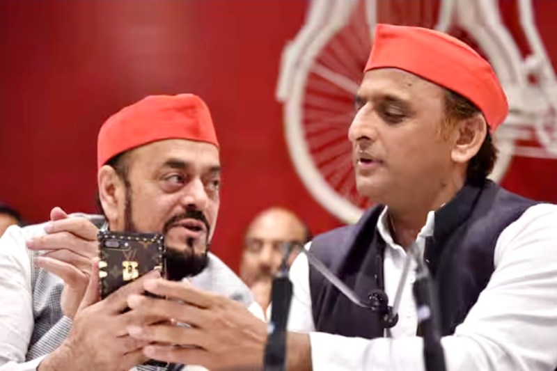 Abu Azmi Akhilesh Yadav