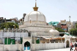 Ajmer Dargah: अजमेर दरगाह में शिव मंदिर मामला, दूसरे पक्ष ने दायर की याचिका, अब
हिंदू सेना दिखाएगी ऐसी पुस्तक - image