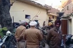 Amritsar Blast: अमृतसर के इस्लामाबाद पुलिस स्टेशन के पास विस्फोट, पुलिस कमिश्नर
ने बताया- किसका है हाथ - image