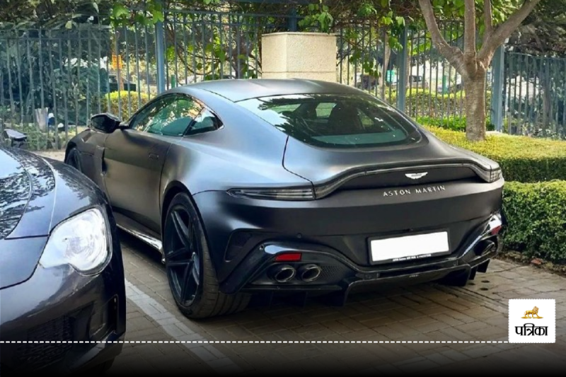 Aston Martin Vantage