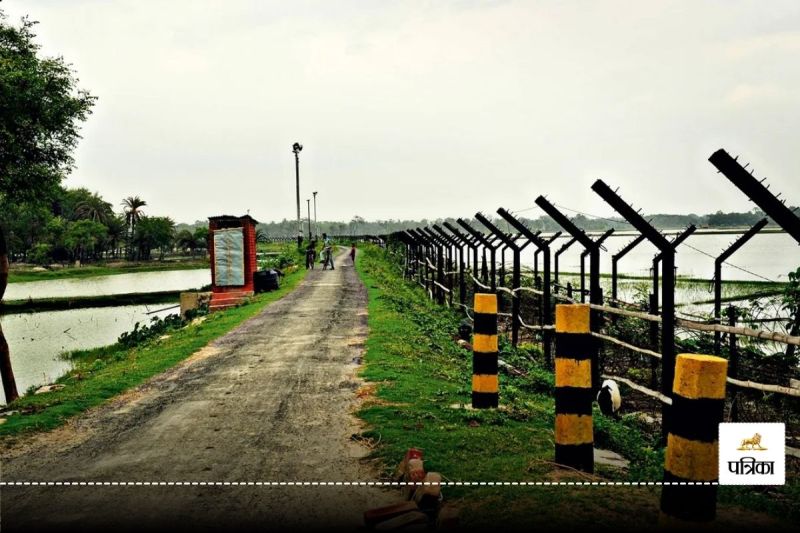 17 year old Hindu girl came to India crossing border from bangladesh on foot