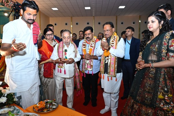 श्रीराम मंदिर वीआईपी रोड रायपुर