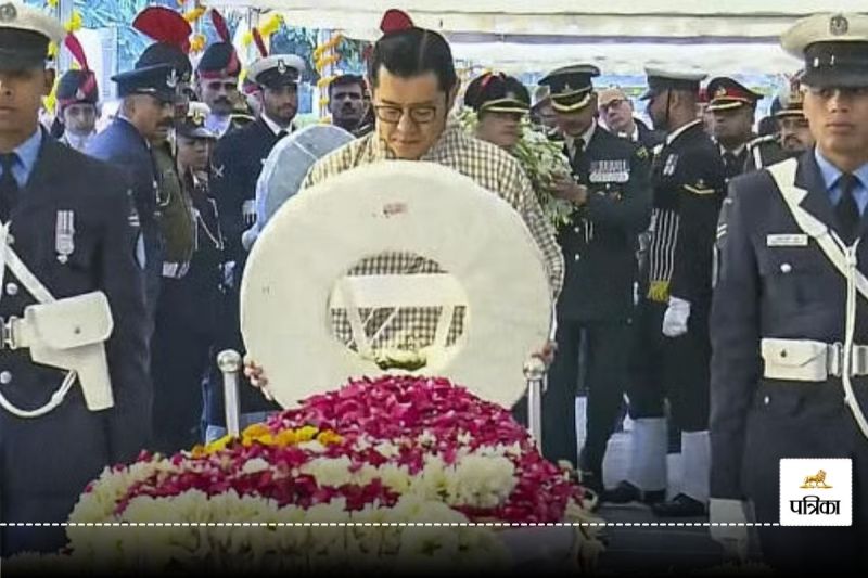Mauritius Foreign Minister and Bhutan King pay homage to former PM Manmohan Singh