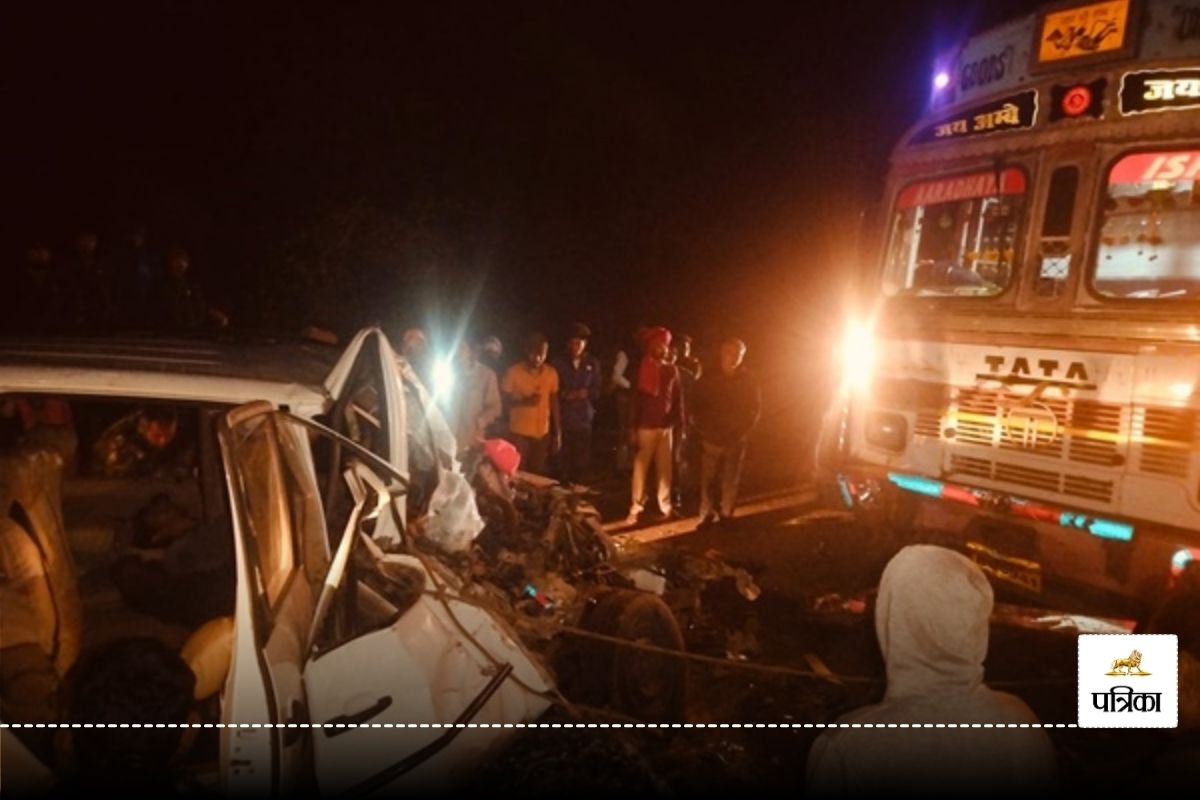 Balod Accident, breaking, road accident, accident, balod news