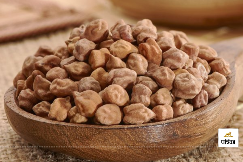 Boiled chana or Soaked chana