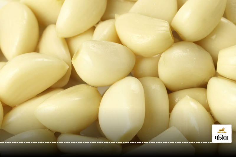 Benefits of Eating Garlic in Winter: You get amazing benefits of this white bud in winter, know about them too