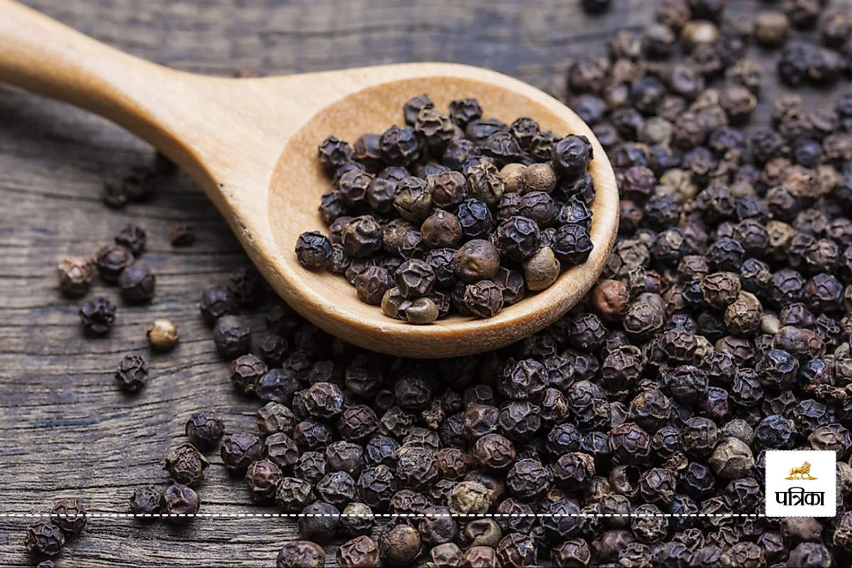kali mirch khane ke fayde