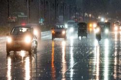 Rain Alert: दिल्ली, गाजियाबाद और नोएडा में 3 दिन बारिश की चेतावनी, एक हफ्ते में
बड़े उलटफेर की संभावना - image