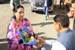 Diya Kumari: पाली में उप मुख्यमंत्री दिया कुमारी बोलीं- कौन पूर्व विधायक, अब आ
रहे तो क्या, मैं नहीं रुक सकती - image