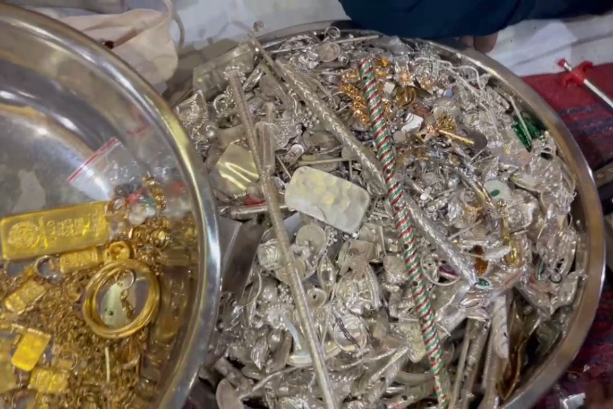 Donation record in Sanwalia Seth temple, 34.91 crore rupees, 2.5 kg gold and 188 kg of silver found