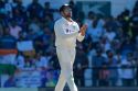 IND vs ENG: रोहित शर्मा पहुंचे इंग्लैंड, आईपीएल के दौरान टेस्ट क्रिकेट को कहा था
अलविदा