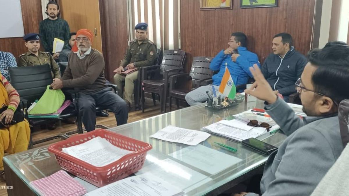 Farmer reached SDM office with petrol to commit self-immolation
