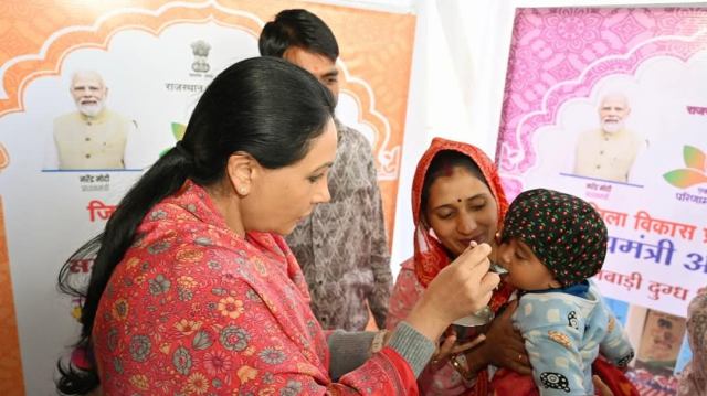 सरकार का एक सार पूरा होने पर दीया कुमारी