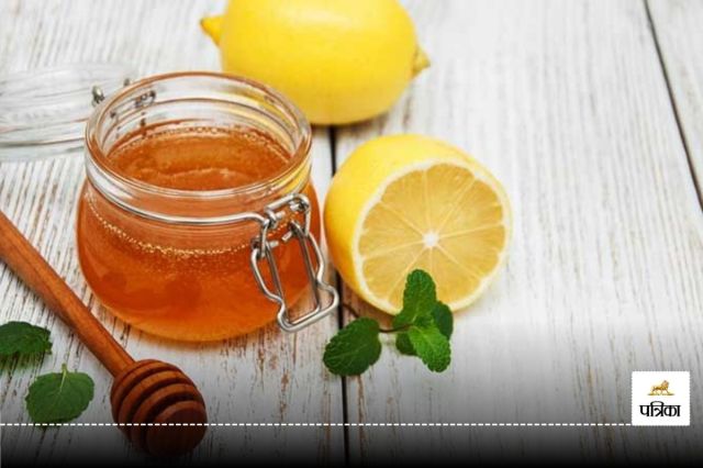 Honey and lemon face pack