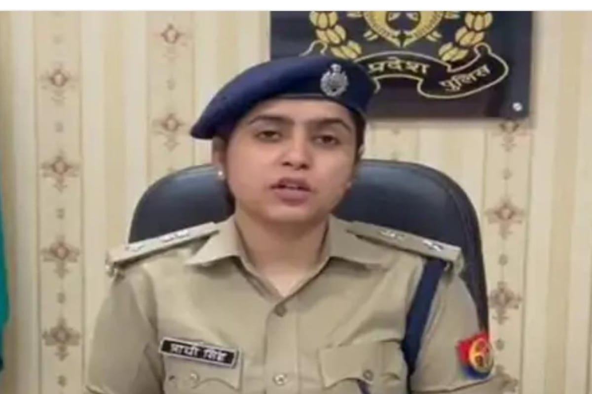 IGRS रैंकिंग में सिद्धार्थनगर पुलिस टॉप पर, SP प्राची सिंह बोलीं…बरकरार रहे जनता
का विश्वास