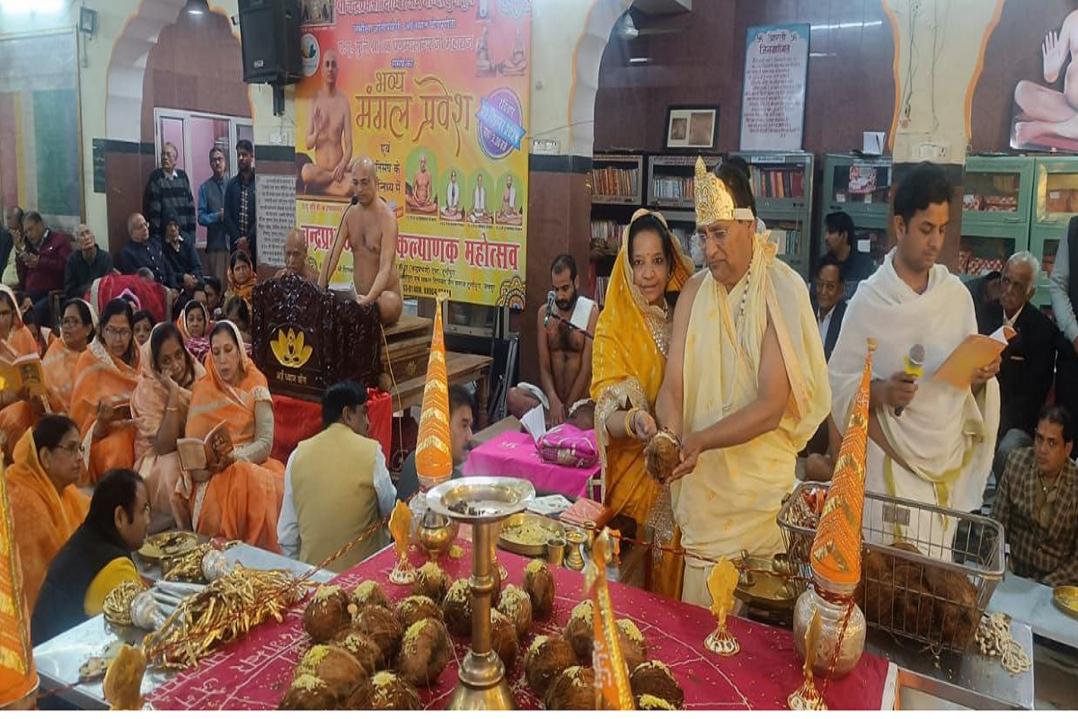 भगवान चन्द्रप्रभू और पार्श्वनाथ की जयंती पर 250 से ज्यादा जैन मंदिरों में
धार्मिक अनुष्ठान