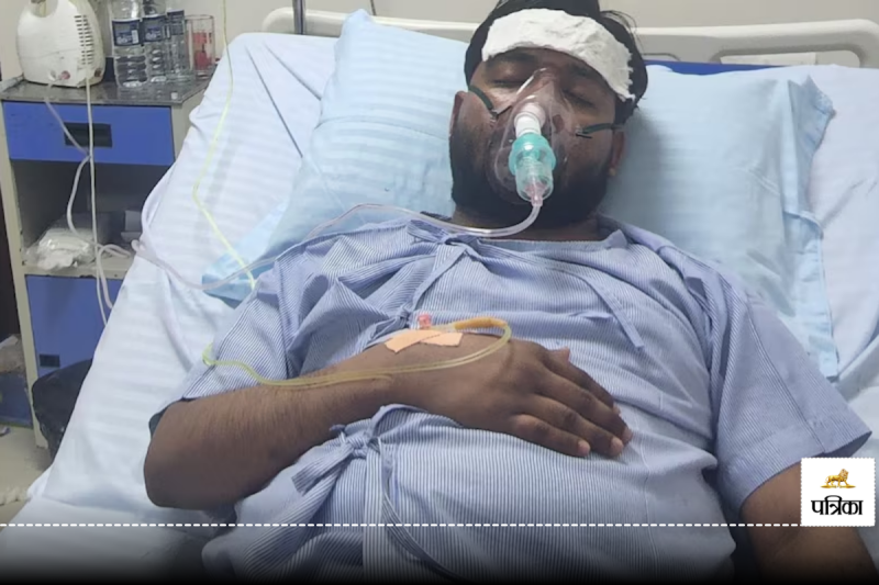 Khan Sir Hospitalised: Khan Sir's health suddenly deteriorated, treatment going on in ICU; Participated in student demonstration