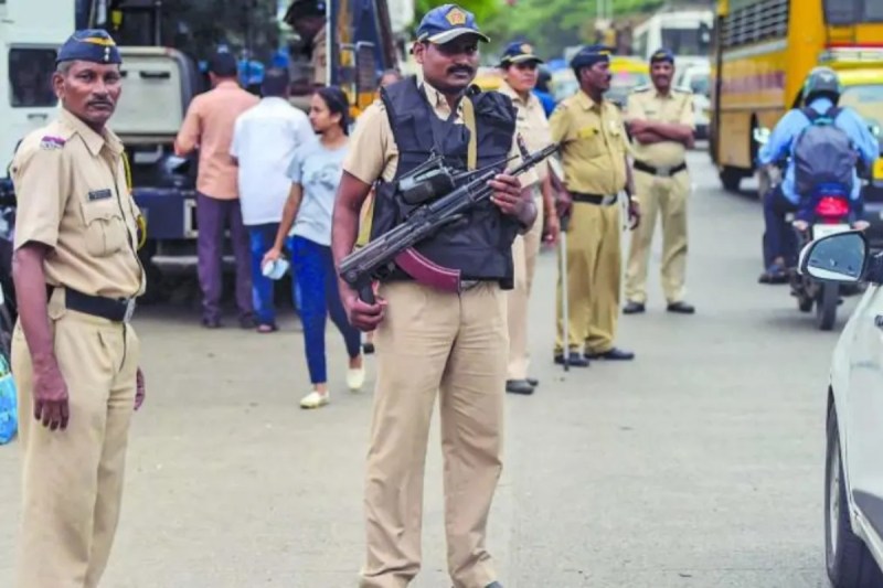 Mumbai police security on New Year's Eve